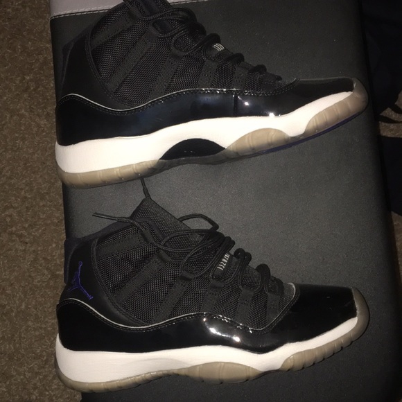 Air Jordan 11 space jam gs - Picture 1 of 2